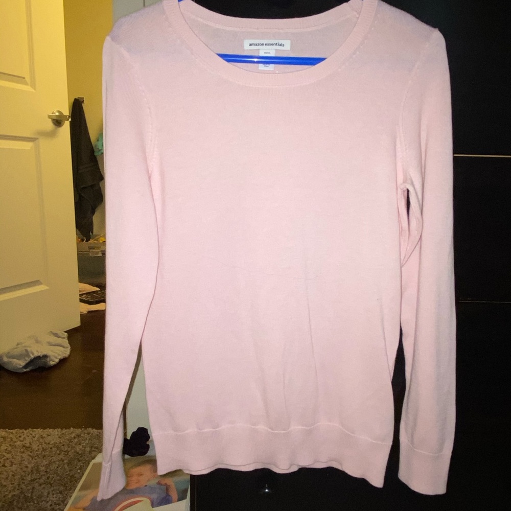 pink sweater